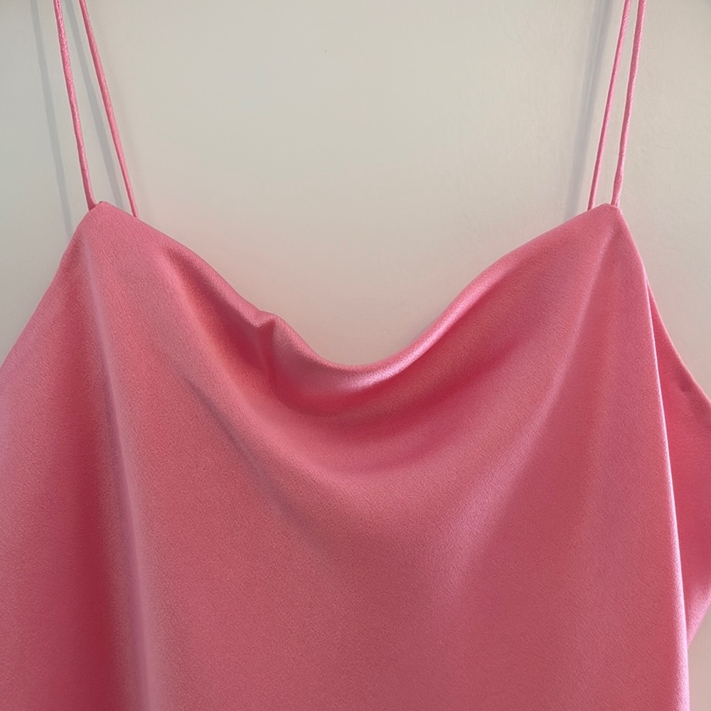 Alice + Olivia Pink Fitted Asymmetrical Camisole - Picture 3 of 5